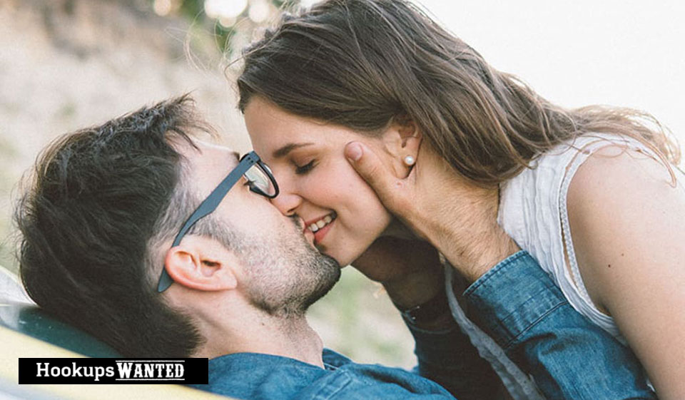 Hookups Wanted Review